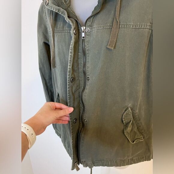Forever 21 Green Hooded Zip Front Utility Jacket Size Small - Picture 4 of 9